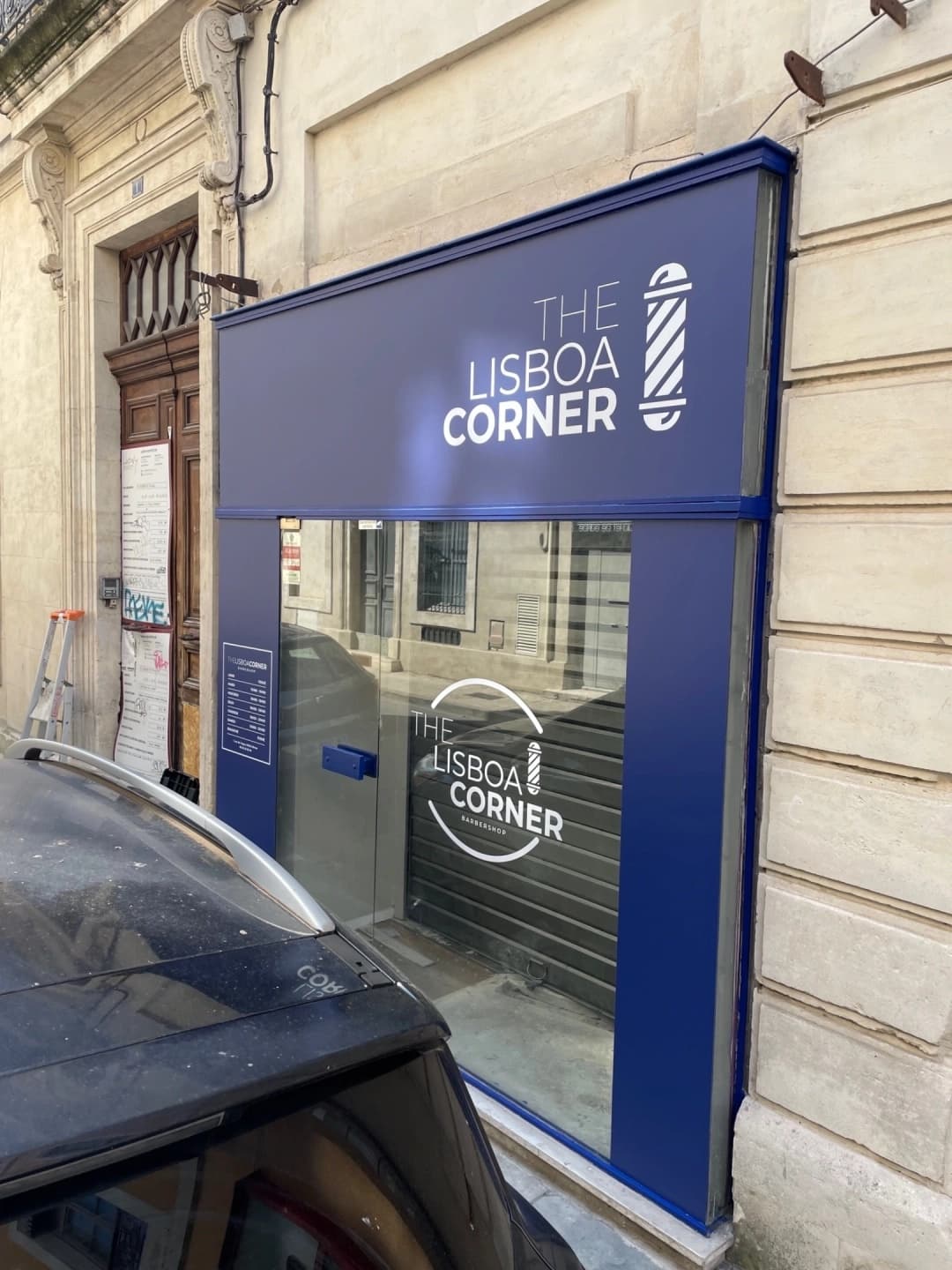 Plaque professionnelle — Réalisation 42