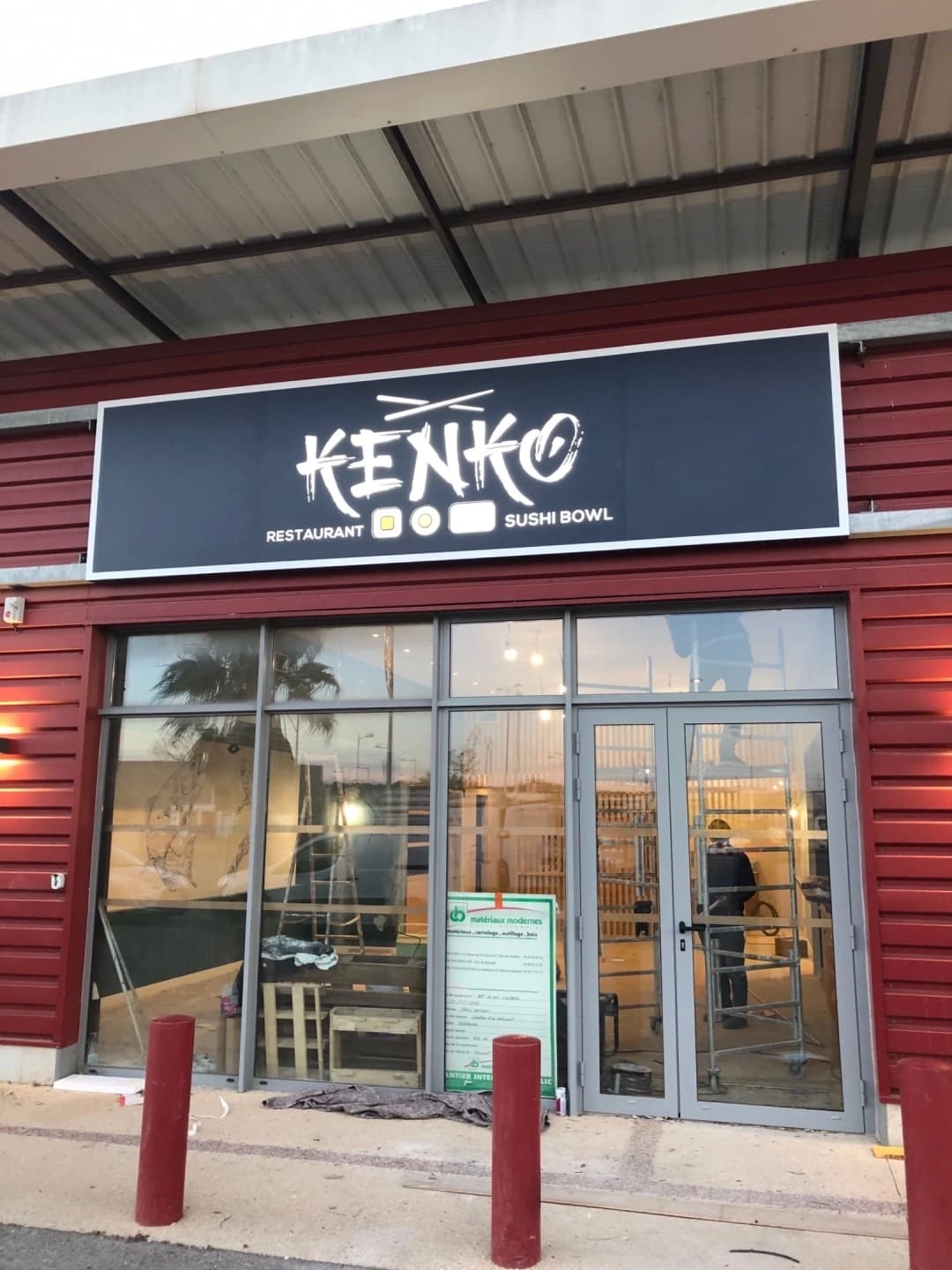 Panneaux en plexiglas — Réalisation 6